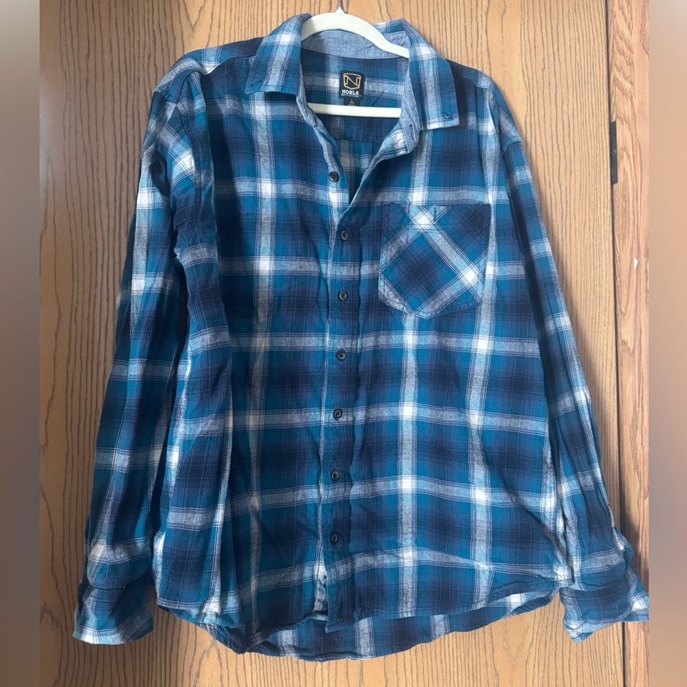 Nautica Men's Blue Plaid Casual Button Down Shirt